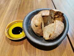 餐前面包-Erman岩烧牛排(虹桥南丰城店)