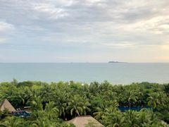 -三亚湾海居铂尔曼度假酒店