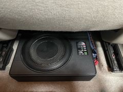 -音响码头汽车音响改装店