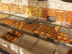 -红宝石·鲜奶小方·海派西点房(长阳店)