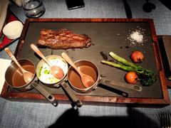 -弦月窗LUNETTE BY AMANDA(复兴路店)