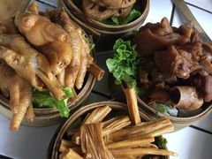 -瓜西西重庆火锅(花溪店)