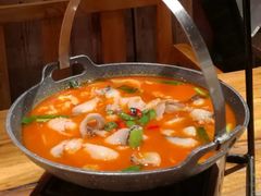 -老滇山寨•云南特色菜•地方菜•民族风情歌舞表演(金碧店)