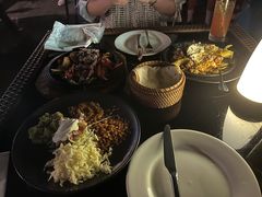 -Pistolera Mexican Cantina女枪手墨西哥餐厅(碧云路店)