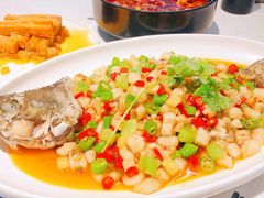 -本来精品川菜(嘉里中心店)