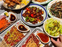 -威记烧嘢·南宁烧烤·超级生牛(绿地店)