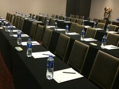 -上海虹桥西郊假日酒店