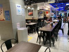 用餐区-盒马鲜生(189购物中心店)