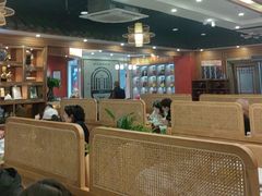 -围龙屋客家食府(福田店)