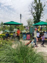 -季高兔窝窝亲子园(上海薰衣草公园店)