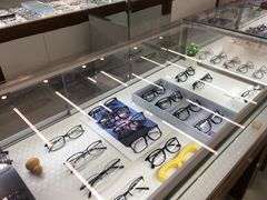 -明月眼镜(三坝店)
