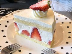 草莓蛋糕-MI WU FACTORY米屋美食工厂餐厅(绿地店)