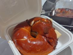 -HOT CRUSH趁热集合·现烤面包(环球港店)