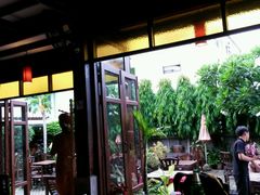 -Dash Teak House