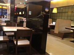 -必胜客(机场路店)