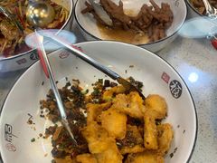 -赵师傅酥鱼(城角街店)