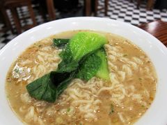 公仔面-澳门陈光记烧味饭店(南京德基广场店)