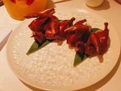 金奖玻璃乳鸽-茉里粤菜(皇姑万象汇店)