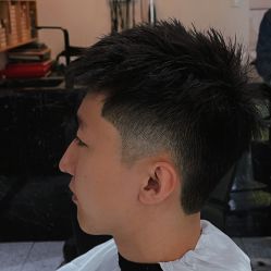 -MARTIN'S BARBER SHOP男士理发馆