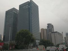 -范湖(地铁站)