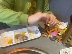 -黑金·寻焰自助百汇·烤肉·火锅(中街店)