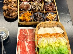 -野菌皇海景野生菌火锅(滨海大道店)