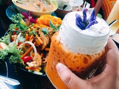 -Tikky Cafe