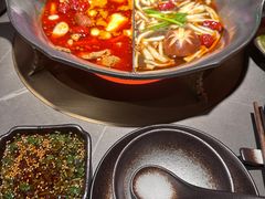 台式麻辣锅-湊湊火锅·茶憩(杭州湖滨银泰in77店)