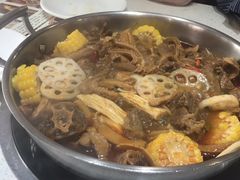 大锅全家福-刘一锅筋头巴脑(千峰路店)