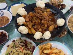 东北鸡锅花卷-鹤乡东北菜(崮山路店)
