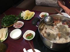 -野菌皇海景野生菌火锅(滨海大道店)