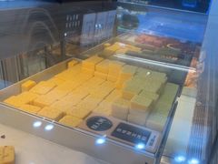 -酥大興·新国潮糕点配茶饮(龙岗万达黑金店)