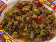 -江城燕子大排档(江汉路步行街店)