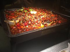 清江鱼-探鱼·鲜青椒爽麻烤鱼(广州花都来又来店)