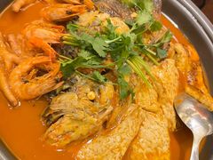 -新天明砂锅鱼头煲