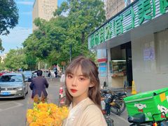 -溪岸路花鸟市场