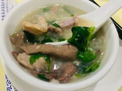 -标记美食新鲜猪杂(兴南大道店)
