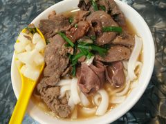 -燊意布拉肠云吞面(中山四路店)