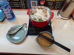 -烫煮风旋转涮吧自助小火锅(洪楼大润发店)