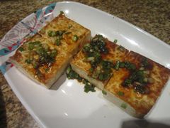 葱烧豆腐-57度湘(王府井10F店)