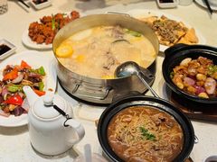 -肥仔文澳门猪骨煲(南京西路店)