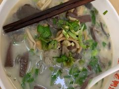 -津津老鸭粉丝馆(正东路店)