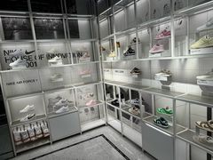 -NIKE品牌体验店(南京东路店)