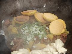 -小媳妇铁锅炖鱼(世博园店)