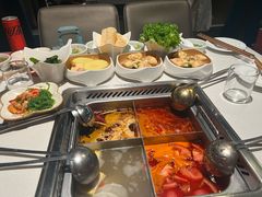 -海底捞火锅(长宁路龙之梦店)