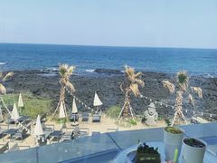 -Cafe Aewol Monsant