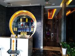 -雅侃酒店(琼花大厦店)