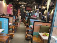 -佰人王串串香火锅(洋珠巷店)