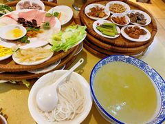 -桥香园云南过桥米线(金马碧鸡店)