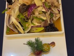 -伊带伊路新疆美食府(呼家楼店)